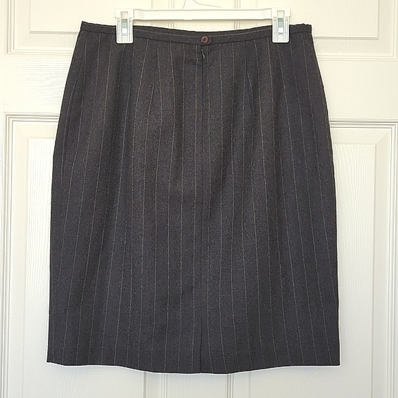 Harve Bernard Gray Pinstripe Wool A Line Skirt Size 12 - Picture 4 of 9